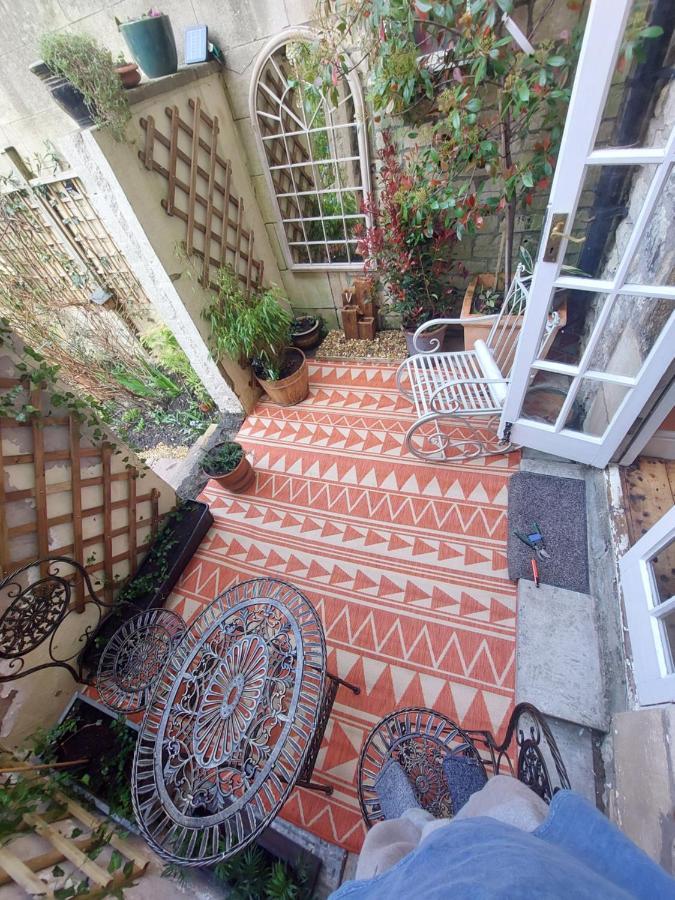 The Pickwick House 2 Bedroom Free Parking Μπαθ Εξωτερικό φωτογραφία